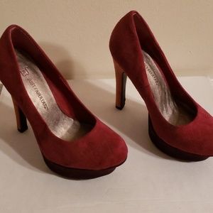 Pink/purple high heels